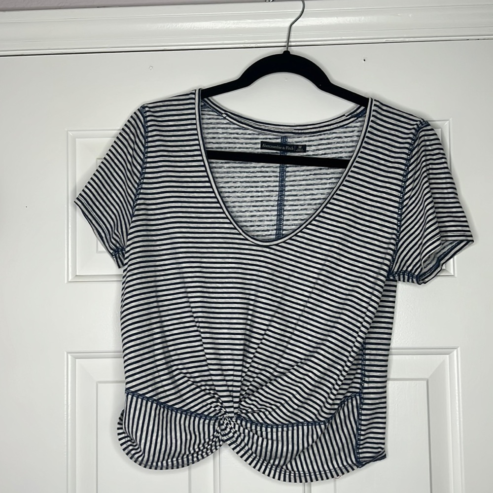 Cropped striped A & F Tee